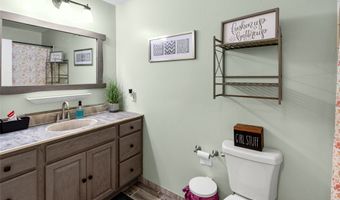 228 Lake Hills Ct, Bigfork, MT 59911