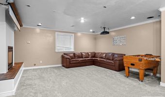 5477 Barton Cir, Ammon, ID 83406
