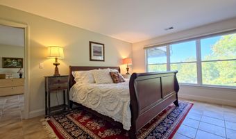 4 Mainstay Ln, Bourne, MA 02532