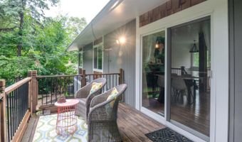 406 Manor Dr, Ann Arbor, MI 48105