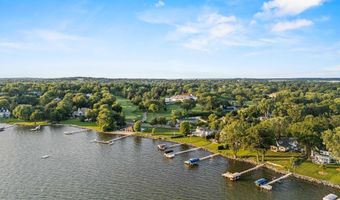 10 Roxbury Rd, Madison, WI 53704