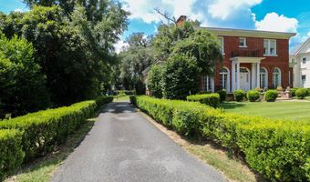 616 Broughton St, Bainbridge, GA 39817