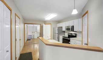 15981 Flotilla Trl 311, Apple Valley, MN 55124