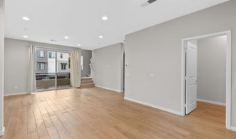 2532 S Escondido Blvd 212, Escondido, CA 92025