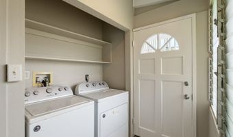 667 Uluoa St A, Kailua, HI 96734