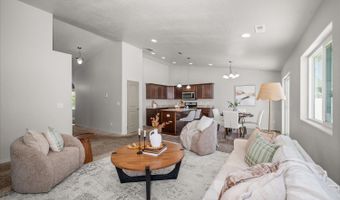 411 S BEEMAN St, Airway Heights, WA 99001