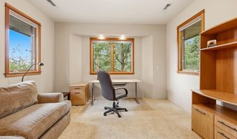 611 Forest St, Ashland, OR 97520