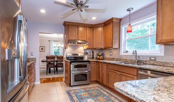 14 Briarwood Ln, Amherst, NH 03031