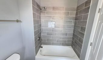 4914 QUEENSBERRY Ave, Baltimore, MD 21215