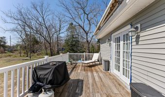 135 DENNISVILLE Rd, Cape May Court House, NJ 08210