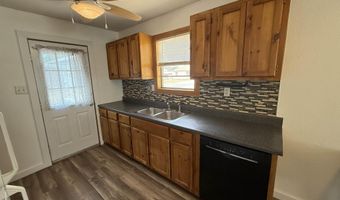 1032 N Edward St, Carlsbad, NM 88220