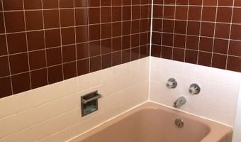 705 W Hermosa Dr, Artesia, NM 88210