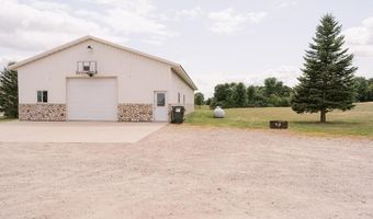 9199 50th St NW, Annandale, MN 55302
