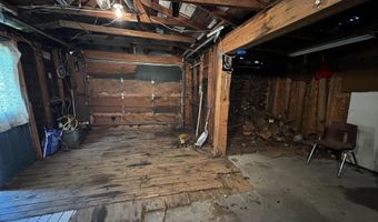 351 Owl St, Campton, NH 03223
