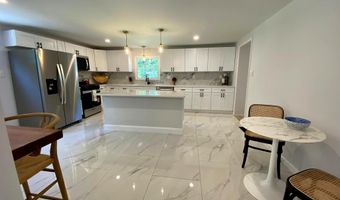 862 MAPLE Ave, Atco, NJ 08004