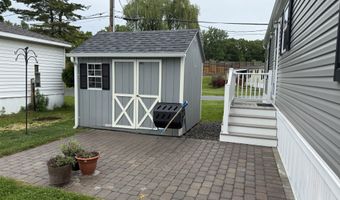 Maple Lane 6, Danbury, CT 06810