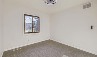 4387 Arden View Ct, Arden Hills, MN 55112