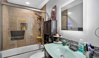 5376 Fairview Blvd 209, Los Angeles, CA 90056