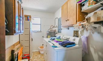 102 Mountain Meadow Rd, Alamogordo, NM 88310