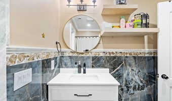 102 Battery Ln 102, Beaufort, SC 29902