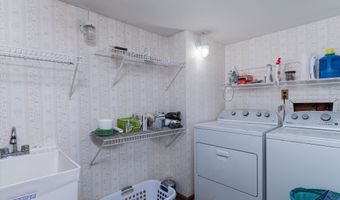 10 Spruce Ln, Barre, VT 05641