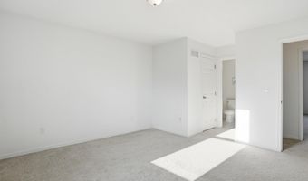 430 Pineway Dr, Ann Arbor, MI 48103