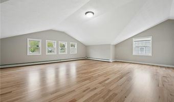 20 Oak Hill Dr, Exeter, RI 02822