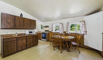 10730 W End Rd, Arcata, CA 95521