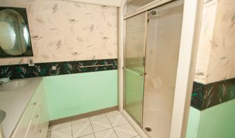 131 Veeder Ln, Bayville, NJ 08721