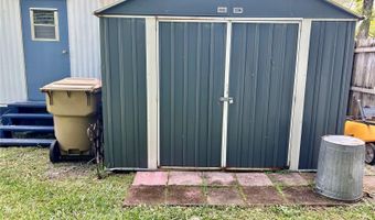 24519 PEARL St, Astor, FL 32102