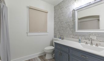 452 Pacific St, Berwick, LA 70342