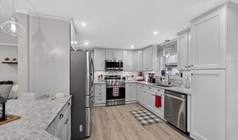 2785 Rosewood Dr, Arnold, MO 63010
