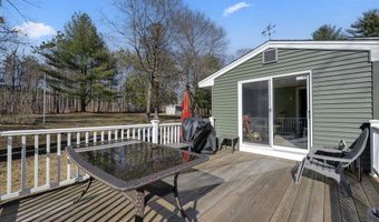 3 Santom St, Auburn, MA 01501
