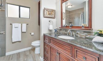 136 Juniper Ave, Carlsbad, CA 92008