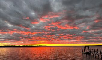 503 Seaside Dr, Jamestown, RI 02835