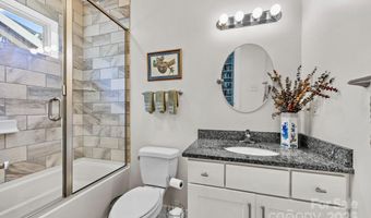 51 Verde Dr, Asheville, NC 28806