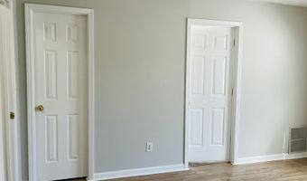 5612 Feldwood Rd, Atlanta, GA 30349
