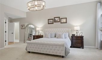 5050 Southlake Dr, Alpharetta, GA 30005