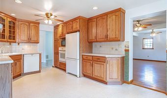 4165 E Texas Rd, Allentown, PA 18103