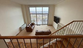 1200 N NASH St 830, Arlington, VA 22209