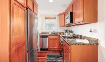 2004 3RD St NE 303, Washington, DC 20002