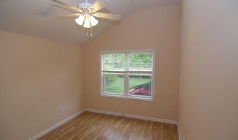 462 Snow Hill St, Ayden, NC 28513