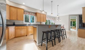 2089 Whispering Oaks Dr NE, Alexandria, MN 56308