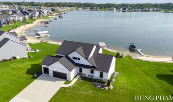 8213 Placid Waters Dr, Allendale, MI 49401
