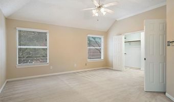 3777 Meadowcreek Cir, Addison, TX 75001
