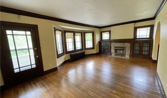 179 Burton Ave, Akron, OH 44302