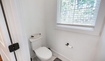 336 Somerset Dr, Appomattox, VA 24522