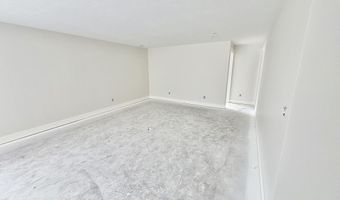 8296 Kettle Oak Dr SE, Alto, MI 49302