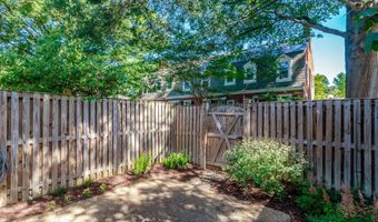 3420 S WAKEFIELD St S, Arlington, VA 22206