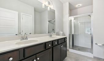 1924 CHAPMAN Ave 10, Rockville, MD 20852